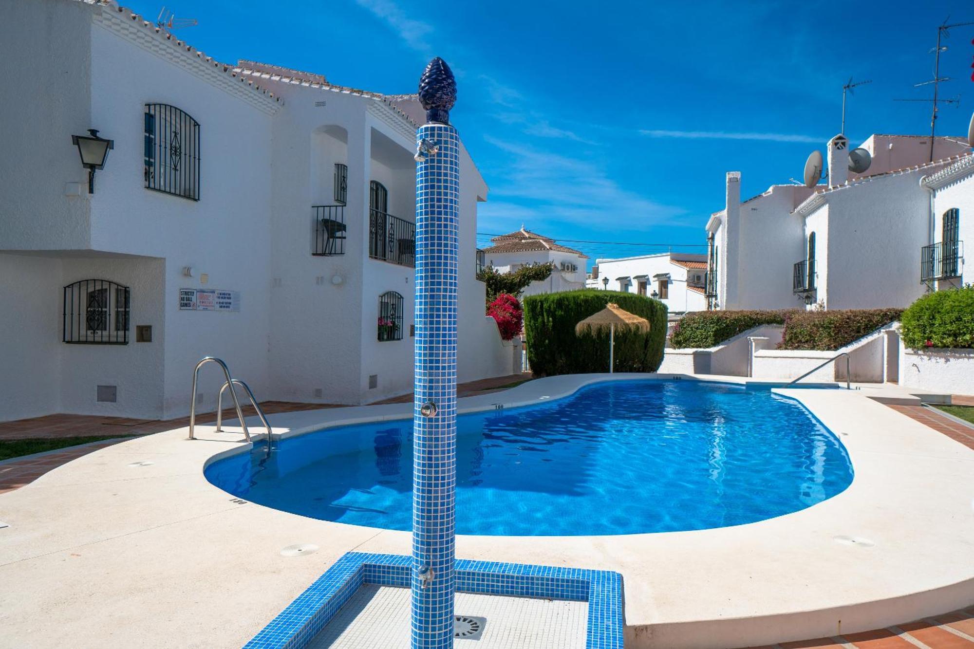 Los Pinos 19 Menyber Nerja Eksteriør billede